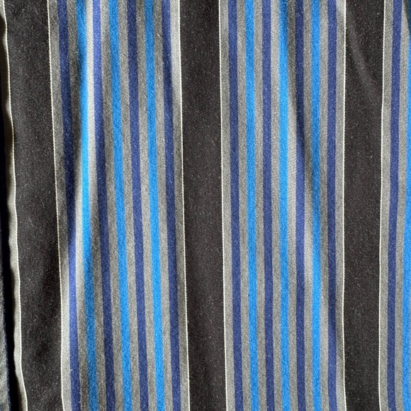 Bugatchi Uomo black/blue striped men’s button front shirt size medium - Picture 3 of 9